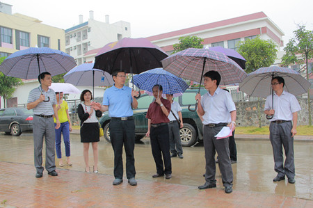 自治区政协副主席刘正东到我市调研