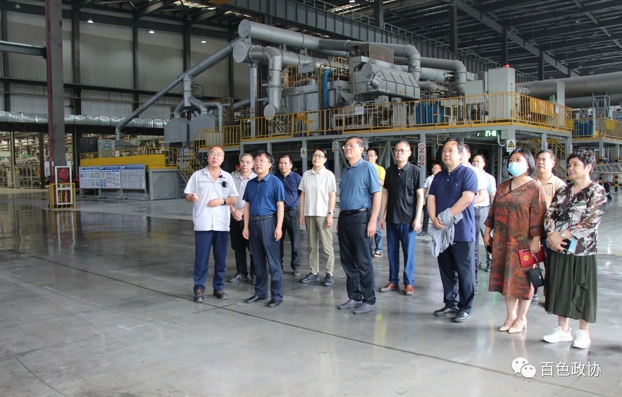 考察组在吉利百矿集团年产1000万只铝轮毂项目考察.jpg