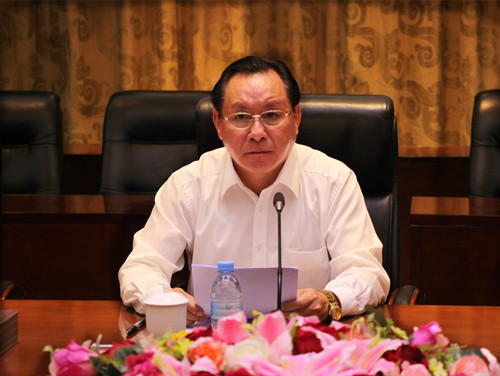 梁建强会见越南河江省代表团