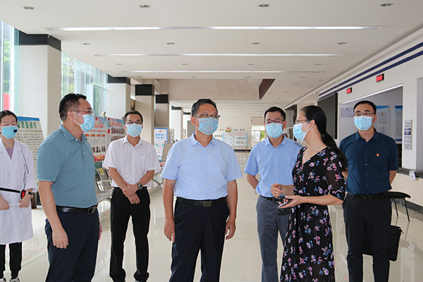 石国怀到市市场监督管理局开展工作调研