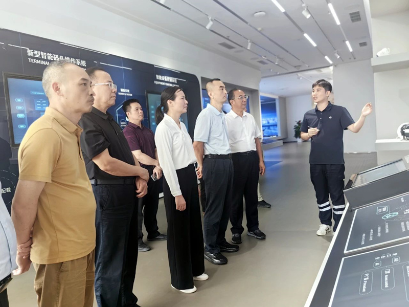 徐少华率队赴钦州市、北海市考察学习