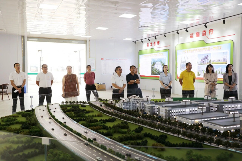 市政协机关党委与民革百色市委开展联系共促活动
