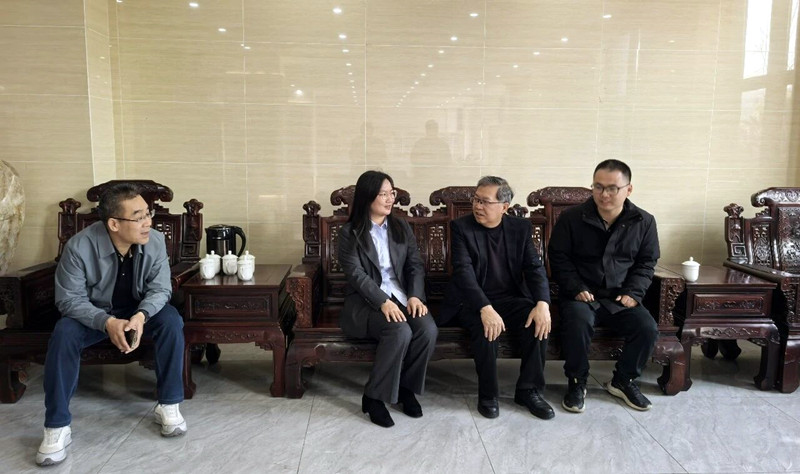 黄建宁开展春节前走访慰问活动