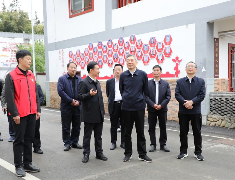 孙大伟深入崇左百色调研时指出 积极建言献策广泛凝聚共识 为广西高质量发展贡献智慧和力量