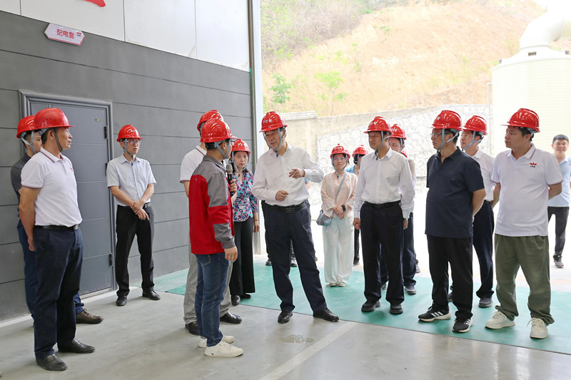 钱学明在百色、柳州开展“充分挖掘释放有效投资潜力”专题调研