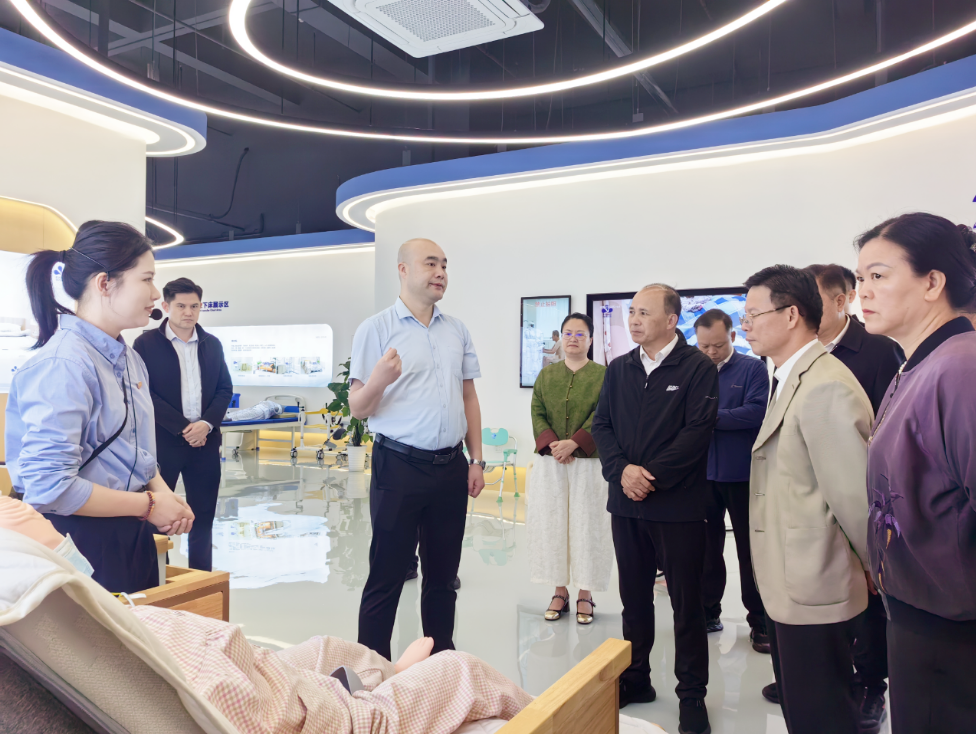 市政协考察组赴贺州市、桂林市开展学习考察