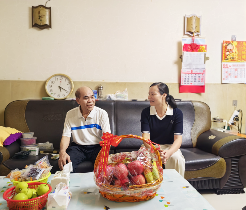 市政协机关党委开展2026年“七一”走访慰问暨“光荣在党50年”纪念章颁发活动